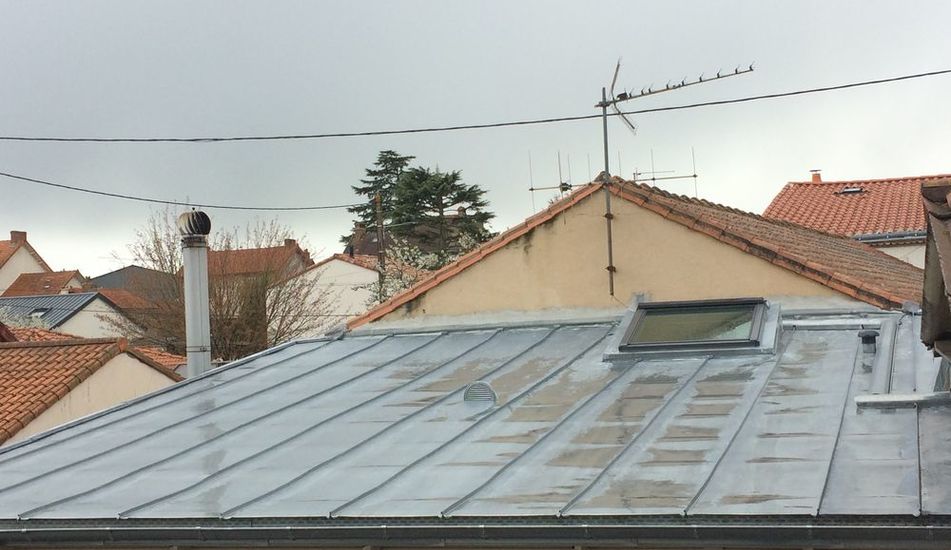 Rénovation de la toiture en zinc naturel
